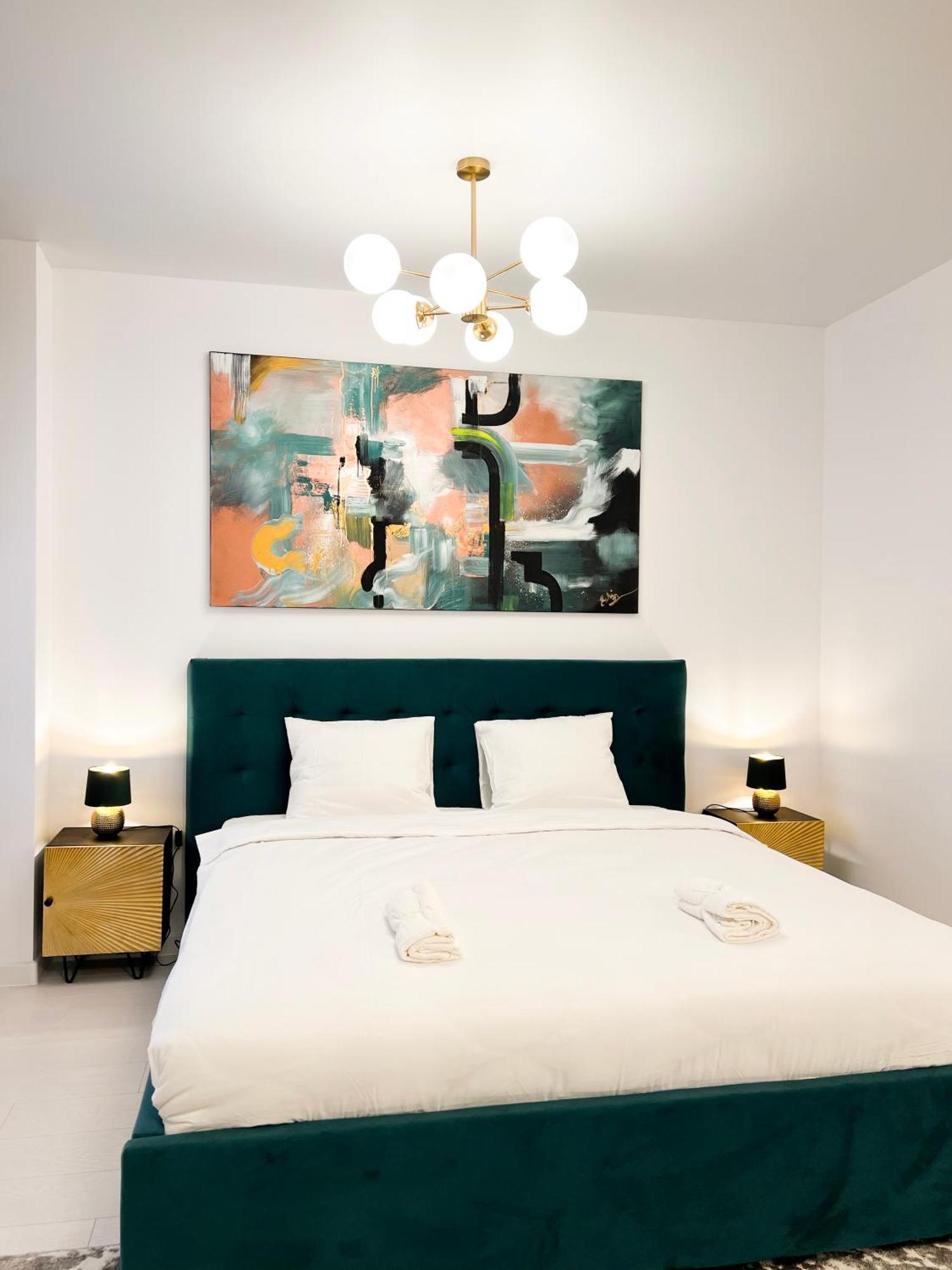 Happy Studio By Rh Living Boekarest Buitenkant foto